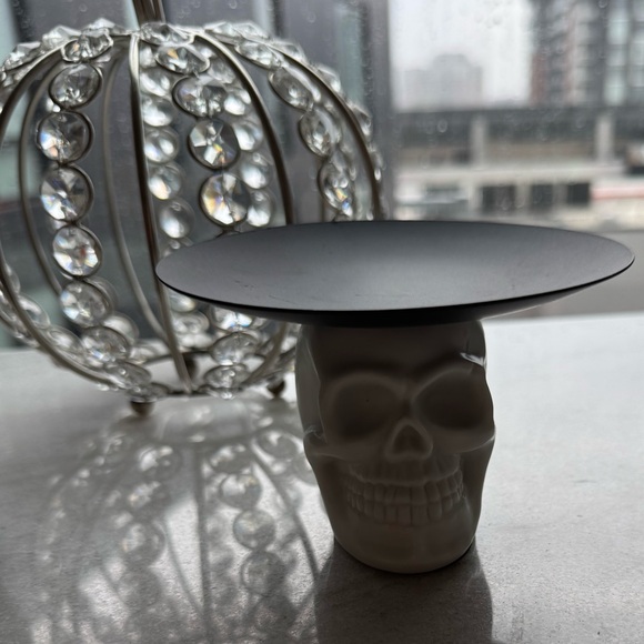 Halloween Decor Bundle Set with Pumpkin and Skull 🎃 - Picture 3 of 8